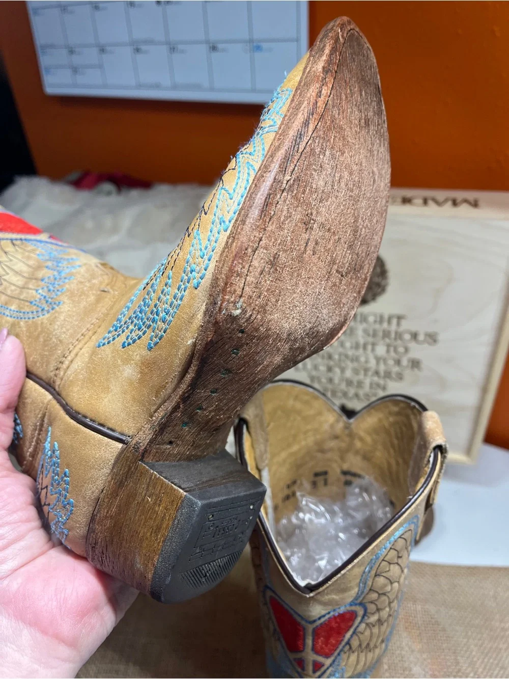 Corral hearts and wings teen girl cowboy boots size 3.